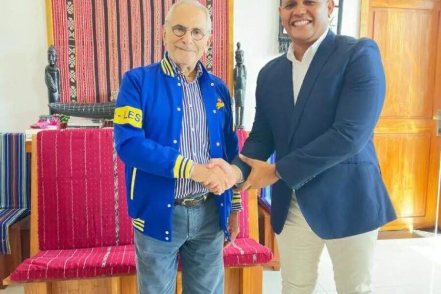 MR. RONY'S PICTURE WITH MR. PRESIDENT